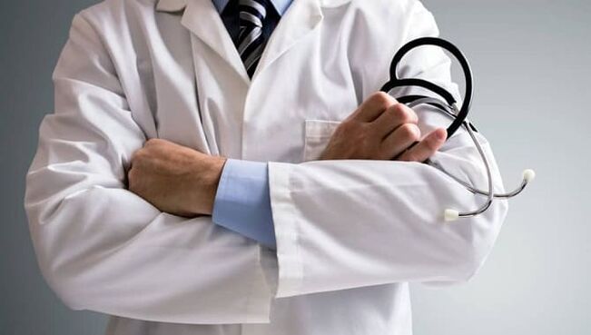 El masaje terapéutico del médico