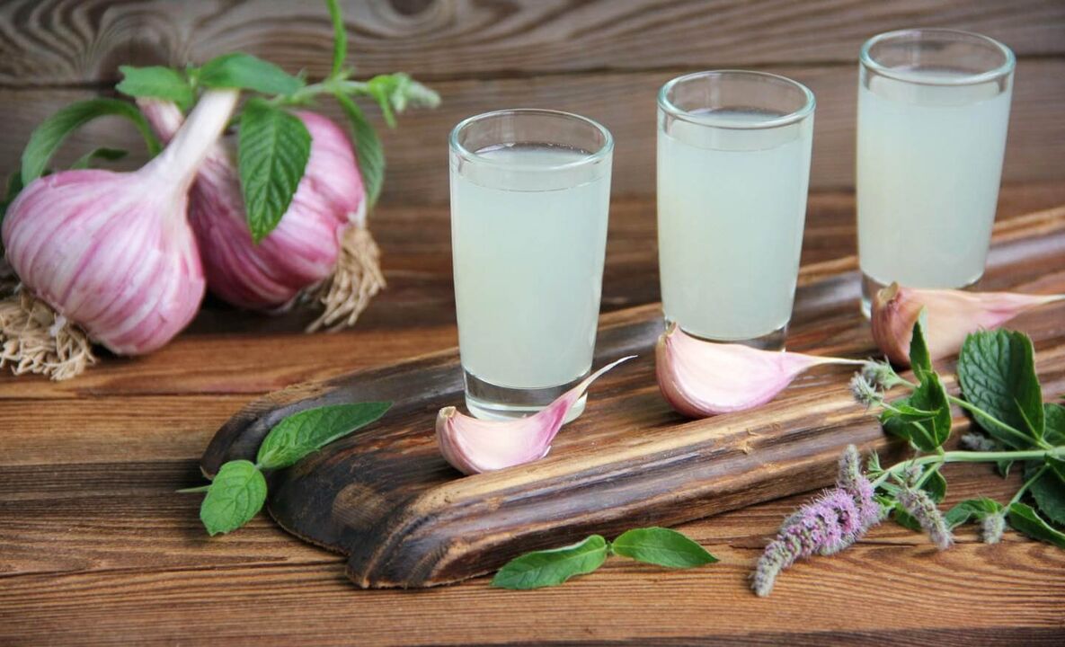 Tintura de ajo para potencia.
